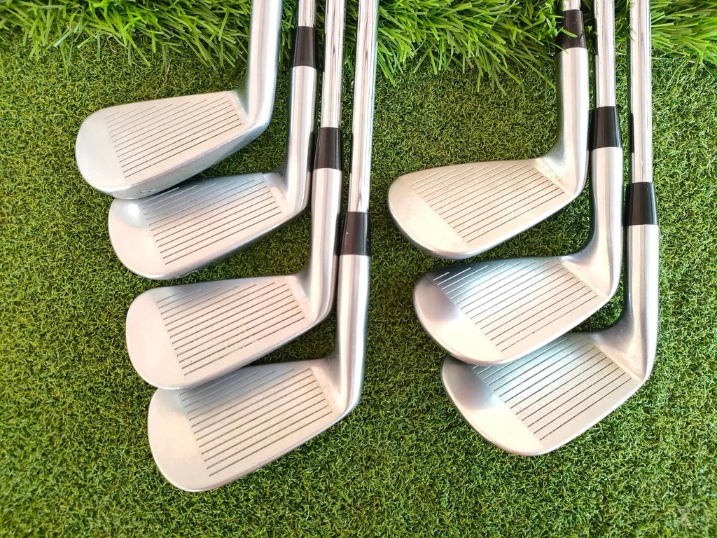 ชุดเหล็ก NIKE VAPOR FORGED เหล็กเยอะ 4 - P สภาพสวย หน้าใบสวยมาก ก้านสวยครบ DG S200 ชุดเหล็ก NIKE VAPOR FORGED เหล็กเยอะ 4 - P สภาพสวย หน้าใบสวยมาก ก้านสวยครบ DG S200