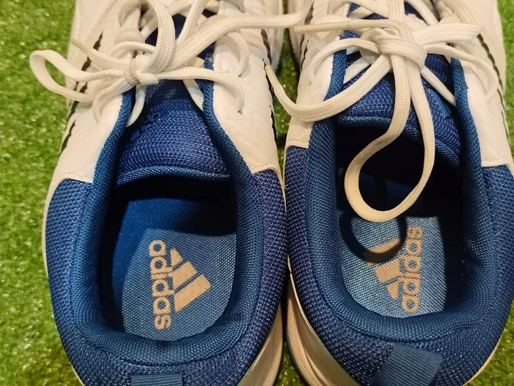 รองเท้ากอล์ฟมือสอง Adidas
