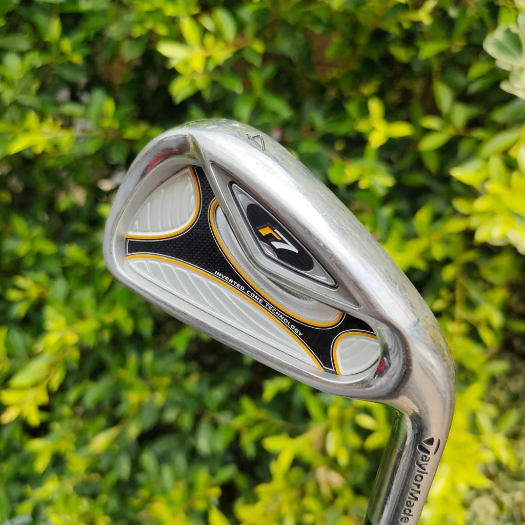 เหล็ก 4 TAYLORMADE r7 ก้าน NSPRO 950 GH FLEX R ก้านเหล็กเบา 95 กรัม ในเหล็กยาวถือว่าจำเป็นมากๆครับ เหล็ก 4 TAYLORMADE r7 ก้าน NSPRO 950 GH FLEX R ก้านเหล็กเบา 95 กรัม ในเหล็กยาวถือว่าจำเป็นมากๆครับ