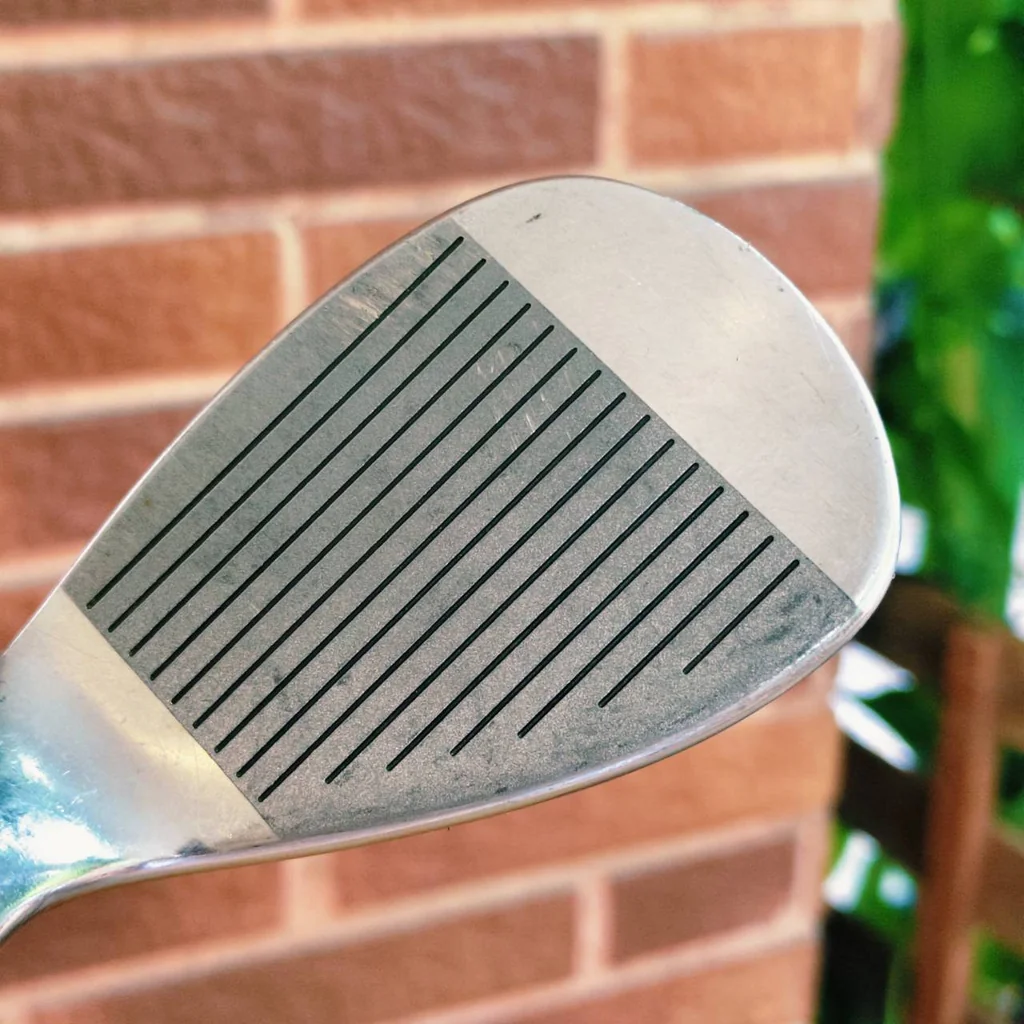 Wedge Professional Open Series 690 Loft 52° 🔥 "แม่นยำทุกช็อตข้างกรีนด้วยการออกแบบระดับทัวร์! Wedge Professional Open Series 690 Loft 52° 🔥 "แม่นยำทุกช็อตข้างกรีนด้วยการออกแบบระดับทัวร์!