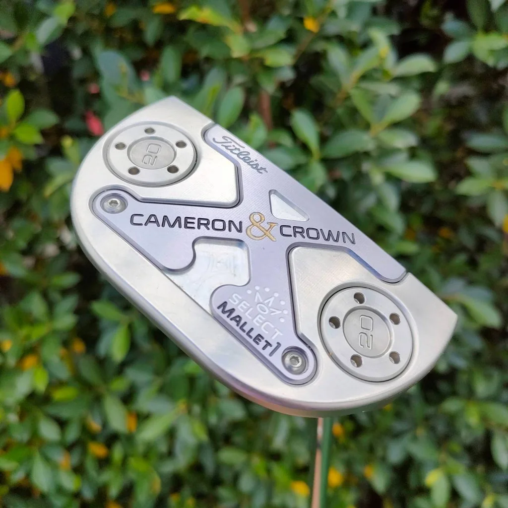 PUTTER TITLELIST CAMERON & CROWN SELECT MALLET1 ความยาว 33 นิ้ว CUSTOM DESIGND AT 33" สภาพนางฟ้า COVER เดิม เต็มคาราเบล ครับ PUTTER TITLELIST CAMERON & CROWN SELECT MALLET1 ความยาว 33 นิ้ว CUSTOM DESIGND AT 33" สภาพนางฟ้า COVER เดิม เต็มคาราเบล ครับ