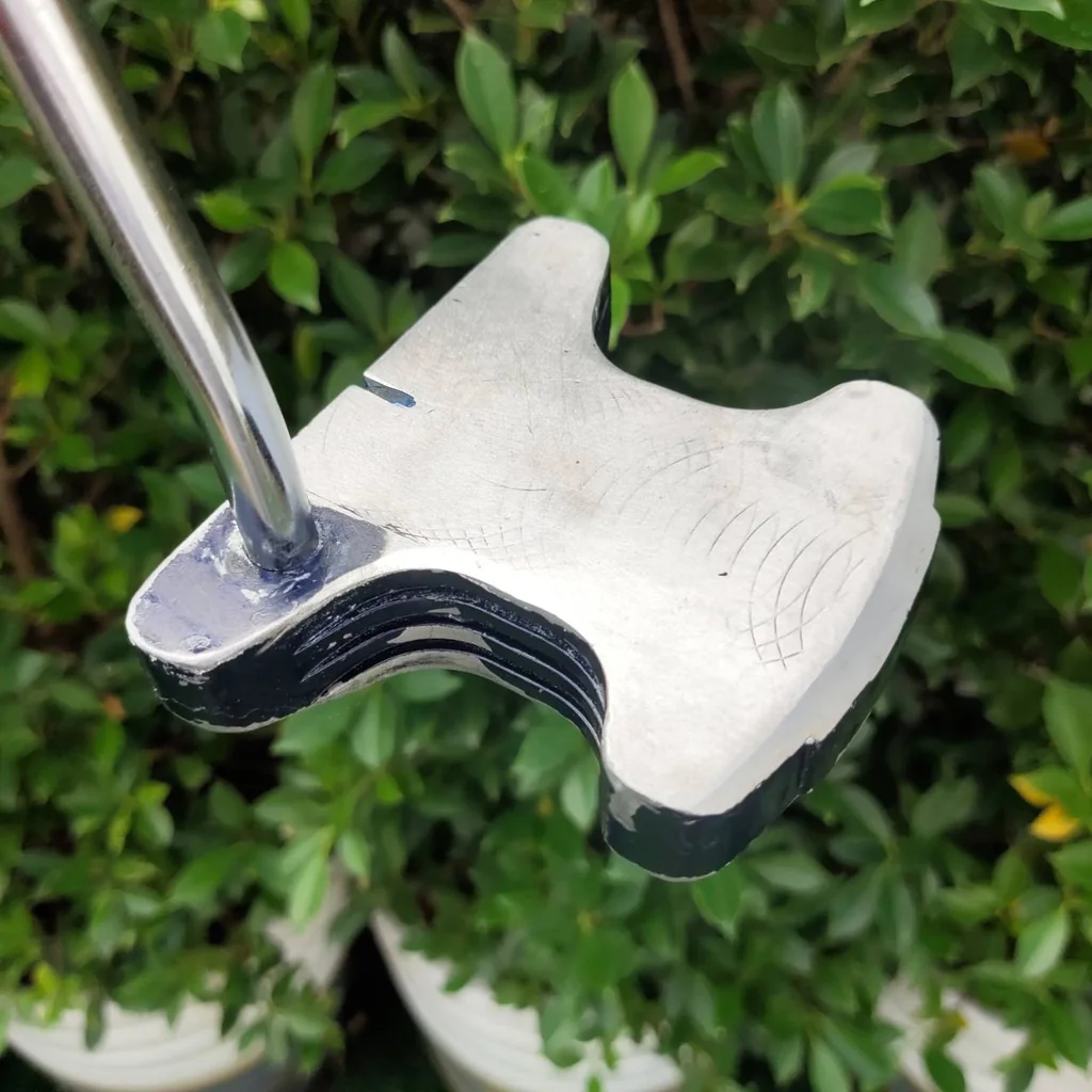 PUTTER MEGA206 หัวใหญ่ หน้า milled พัตต์ง่าย ชดเชยสูง พัตต์ตรงมากๆๆๆ กริพแพงมาก GolfPride TOUR SNSR แค่กริพ ก็คุ้มมากๆแล้วครับ PUTTER MEGA206 หัวใหญ่ หน้า milled พัตต์ง่าย ชดเชยสูง พัตต์ตรงมากๆๆๆ กริพแพงมาก GolfPride TOUR SNSR แค่กริพ ก็คุ้มมากๆแล้วครับ