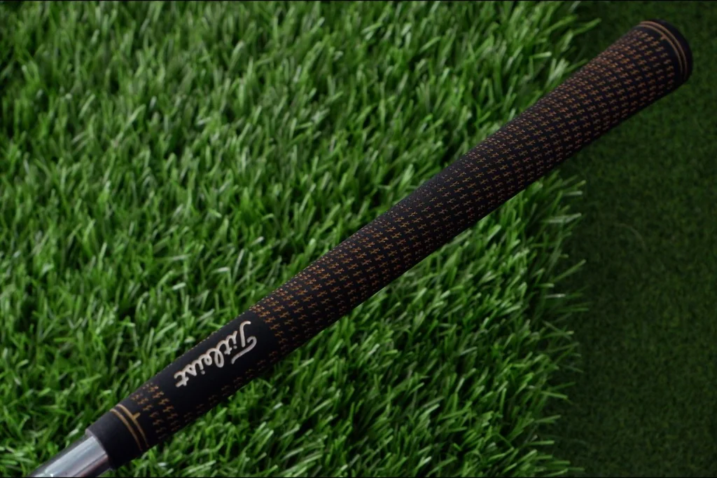 เหล็ก W TITLEIST DCI 9818L