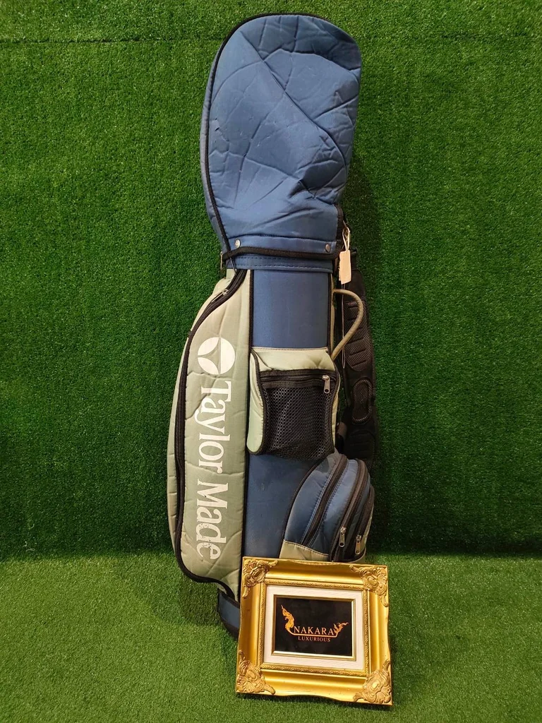 ถุง Taylormade สภาพสวย ใช้ดีมาก ถุง Taylormade สภาพสวย ใช้ดีมาก
