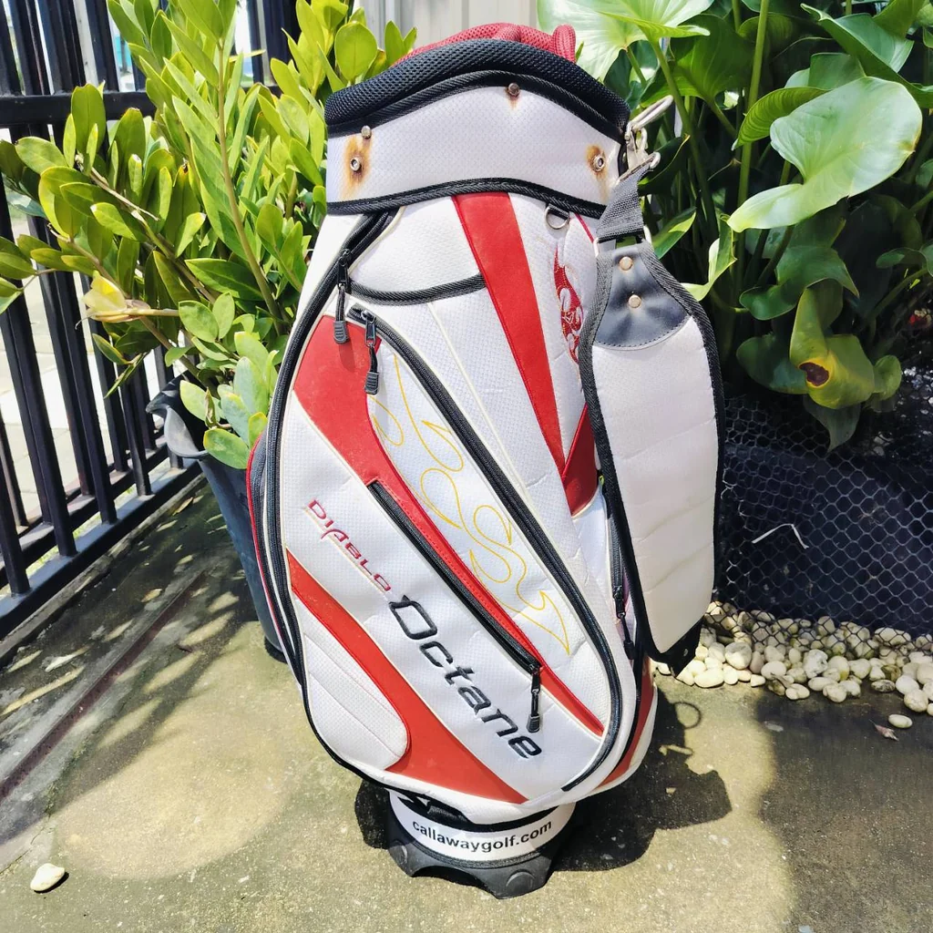 ถุงกอล์ฟ Callaway DIABLO OCTANE ถุงของแท้ มือสอง สภาพตามรูปเลยค่ะ ถุงกอล์ฟ Callaway DIABLO OCTANE ถุงของแท้ มือสอง สภาพตามรูปเลยค่ะ