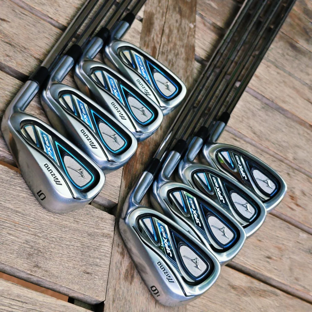ชุดเหล็ก MIZUNO JPX800 ตีไกลสุดขอบสนาม ชดเชยความผิดพลาดดีเยี่ยม หน้าไม้เด้งให้ระยะที่ทรงพลัง! ชุดเหล็ก MIZUNO JPX800 ตีไกลสุดขอบสนาม ชดเชยความผิดพลาดดีเยี่ยม หน้าไม้เด้งให้ระยะที่ทรงพลัง!