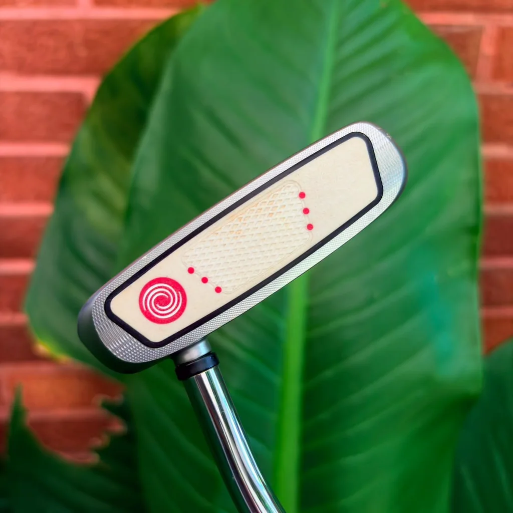 PUTTER: Odyssey White Hot XG 2-Ball ล็อคเป้าหมายด้วยระบบเล็งทัวร์ท็อปฮิต