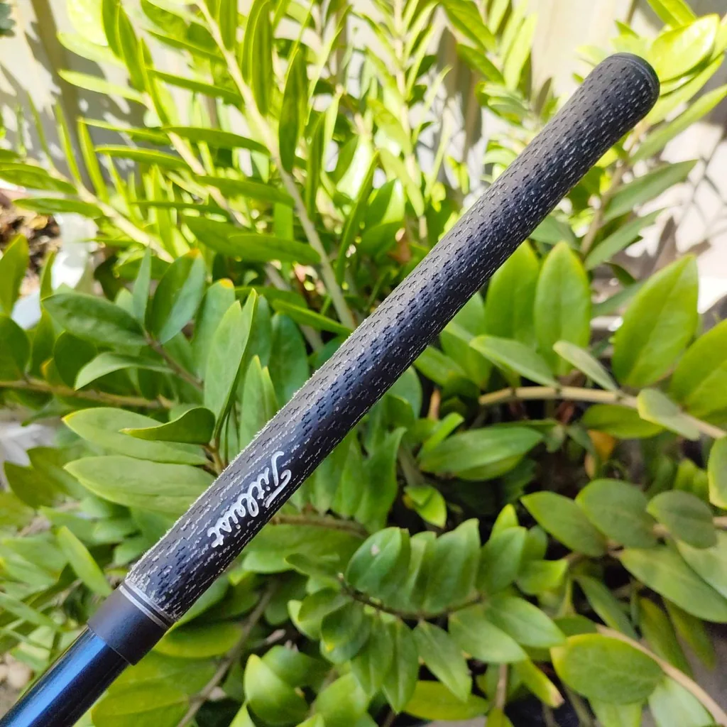 DRIVER TITLELIST TITANIUM 983K องศา 8.5 ก้าน GRAPHITE DESIGND YS-6 FLEX S ก้านดีพรีเมี่ยม หัวใหญ่มาก หน้าสัมผัสกว้าง หน้าเด้ง TITANIUM วางแนวไว้ได้ดี ระยะก็ดีมาก เสียงเพราะ มี COVER เดิมๆ ไม้กอล์ฟพรีเมี่ยมมือสอง By NakaraLuxurious DRIVER TITLELIST TITANIUM 983K องศา 8.5 ก้าน GRAPHITE DESIGND YS-6 FLEX S ก้านดีพรีเมี่ยม หัวใหญ่มาก หน้าสัมผัสกว้าง หน้าเด้ง TITANIUM วางแนวไว้ได้ดี ระยะก็ดีมาก เสียงเพราะ มี COVER เดิมๆ ไม้กอล์ฟพรีเมี่ยมมือสอง By NakaraLuxurious