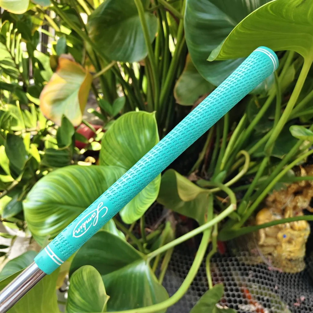 ของดีมาอีกแล้วจ้า! WEDGE CLEVELAND CG14 – ZIP GROOVE องศา 52 และ BOUNCE 10 ของดีมาอีกแล้วจ้า! WEDGE CLEVELAND CG14 – ZIP GROOVE องศา 52 และ BOUNCE 10