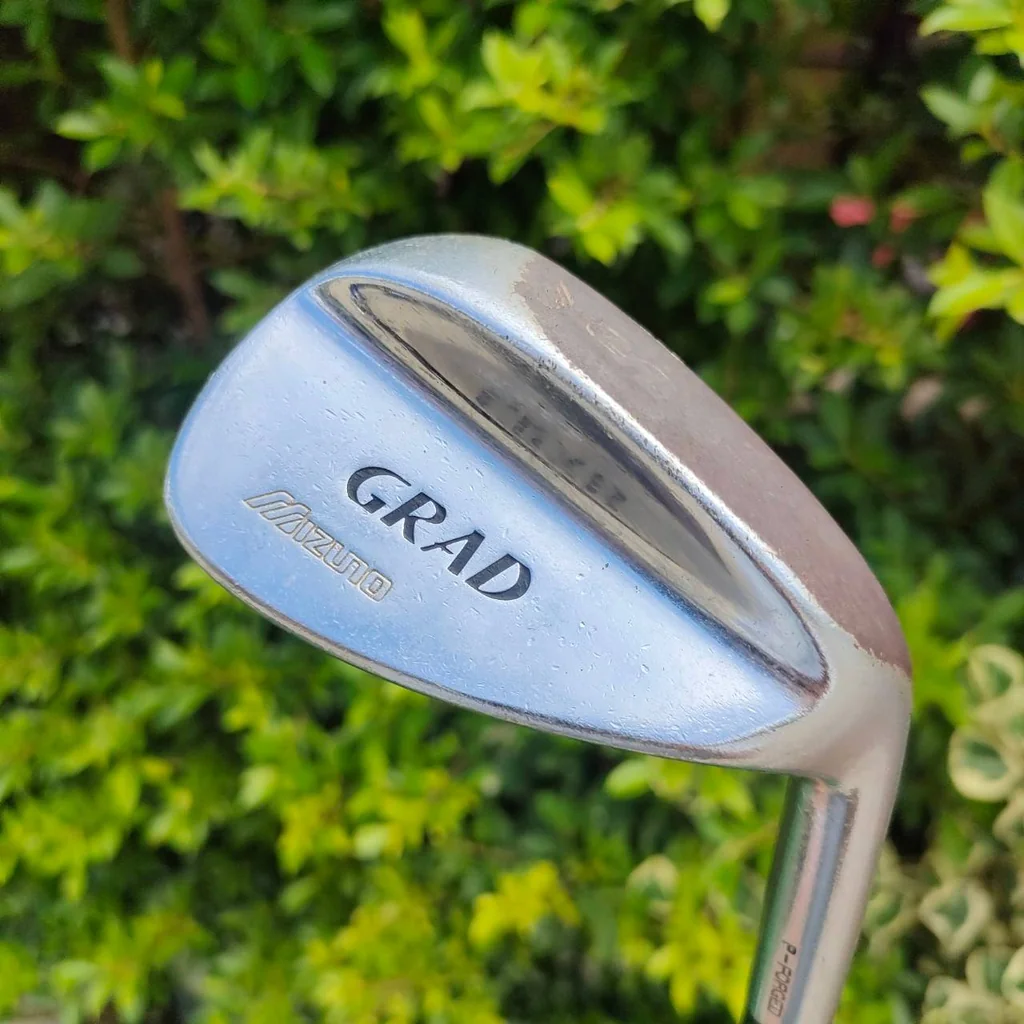 SW MIZUNO GRAD P-FORGED องศา 56 FLEX WEDGE เหล็ก พรีเมี่ยม FORGED จาก JAPAN เนื้อนุ่ม ระเบิดทรายดีมาก!!! ไม้กอล์ฟมือสอง ของแท้ BY NakaraLuxurious SW MIZUNO GRAD P-FORGED องศา 56 FLEX WEDGE เหล็ก พรีเมี่ยม FORGED จาก JAPAN เนื้อนุ่ม ระเบิดทรายดีมาก!!! ไม้กอล์ฟมือสอง ของแท้ BY NakaraLuxurious