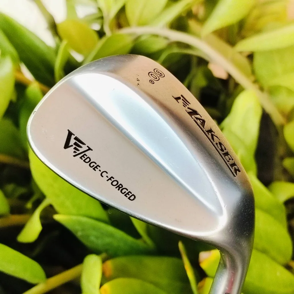 WEDGE MAKSER องศา 60 ก้าน DYNAMIC GOLD S300 เป็นก้านที่เหมาะมาก แม่นยำ วัสดุ C - FORGED ออกแบบละเอียด หน้าทรายสวยมาก ตกหยุดถอยหลัง ให้ฟีลลิ่งนุ่ม ไม้กอล์ฟพรีเมี่ยมมือสอง ของแท้ By NakaraLuxurious WEDGE MAKSER องศา 60 ก้าน DYNAMIC GOLD S300 เป็นก้านที่เหมาะมาก แม่นยำ วัสดุ C - FORGED ออกแบบละเอียด หน้าทรายสวยมาก ตกหยุดถอยหลัง ให้ฟีลลิ่งนุ่ม ไม้กอล์ฟพรีเมี่ยมมือสอง ของแท้ By NakaraLuxurious