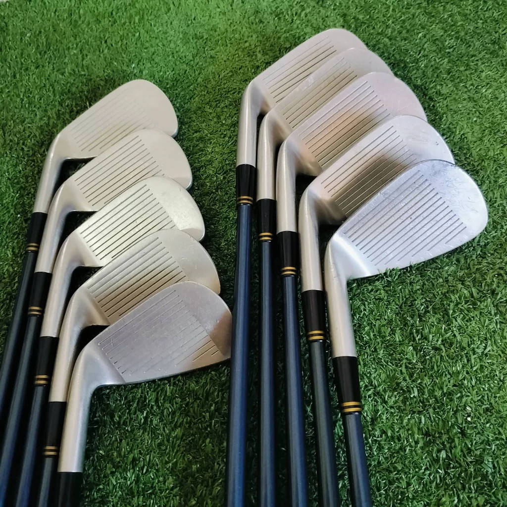 ชุดเหล็ก BRIDGESTONE JOE MODEL เหล็ก FORGED CAVITY พรีเมี่ยมญี่ปุ่น มีเหล็ก 3 - 9 PW AW SW ชุดใหญ่ 10 ชิ้น!!! ไม้กอล์ฟพรีเมี่ยมมือสอง ของแท้ By NakaraLuxurious ชุดเหล็ก BRIDGESTONE JOE MODEL เหล็ก FORGED CAVITY พรีเมี่ยมญี่ปุ่น มีเหล็ก 3 - 9 PW AW SW ชุดใหญ่ 10 ชิ้น!!! ไม้กอล์ฟพรีเมี่ยมมือสอง ของแท้ By NakaraLuxurious
