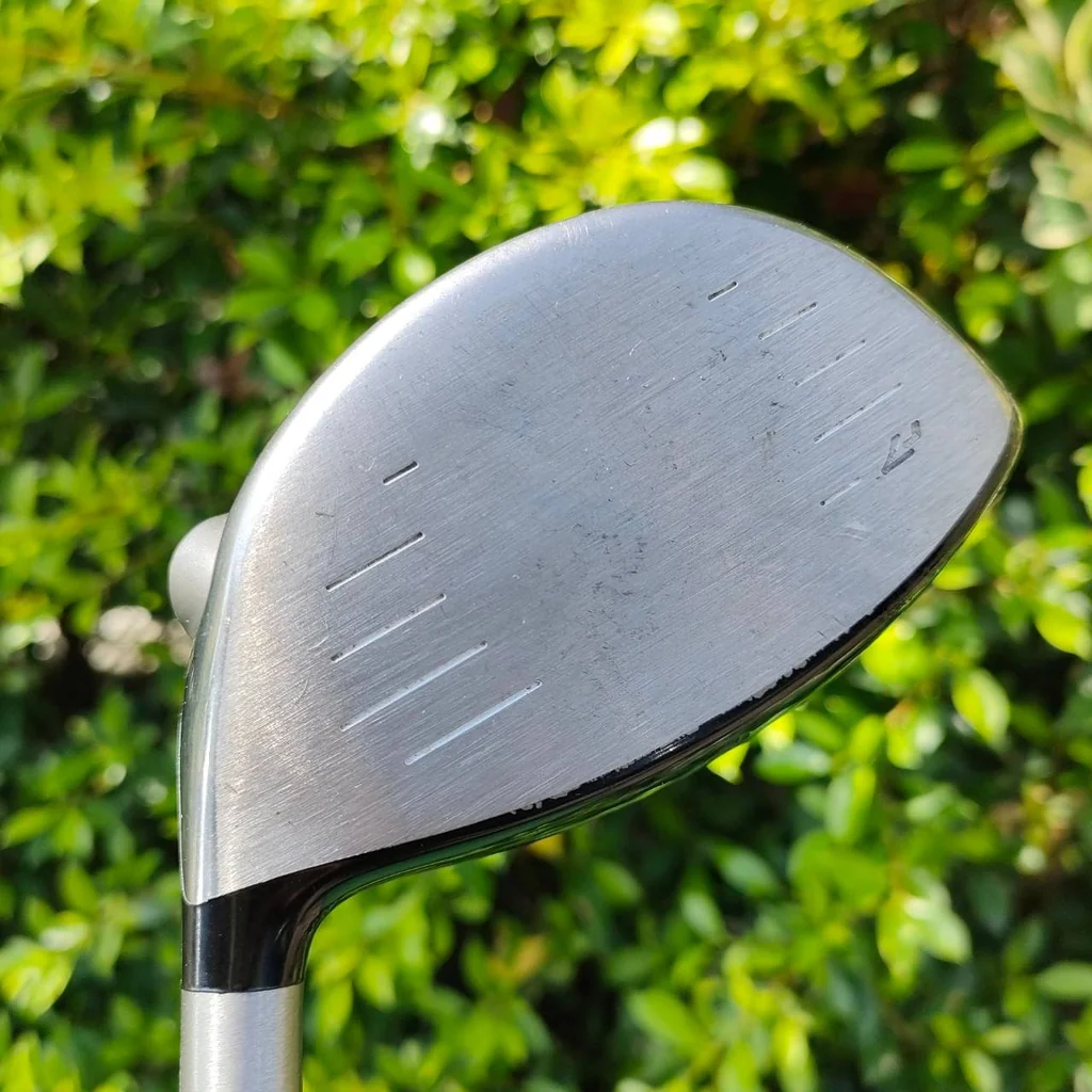 DRIVER TAYLORMADE r7 425 องศา 9.5 ก้าน RE*AX FLEX SR รุ่นนี้เอกลักษ์คือหัวไม่ใหญ่มาก ทำให้ลู่ลมได้ดีตามหลักแอโรไดนามิค ทำให้เร่งสปีดได้ต็มที่มากๆ และ หน้าสัมผัส ยังหว้างใกญ่ตีง่ายเหมือนเดิม ไขปรับได้ถึง 4 จุด DRIVER TAYLORMADE r7 425 องศา 9.5 ก้าน RE*AX FLEX SR รุ่นนี้เอกลักษ์คือหัวไม่ใหญ่มาก ทำให้ลู่ลมได้ดีตามหลักแอโรไดนามิค ทำให้เร่งสปีดได้ต็มที่มากๆ และ หน้าสัมผัส ยังหว้างใกญ่ตีง่ายเหมือนเดิม ไขปรับได้ถึง 4 จุด