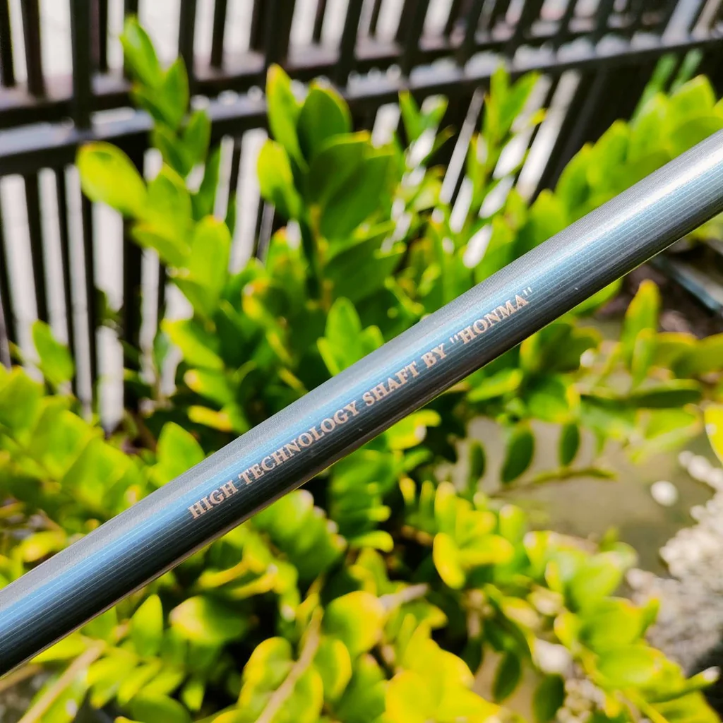 ** หายากมาก ** HONMA DS BIG-LB 210T เป็น MINI DRIVER พรีเมี่ยม จาก HIRO HONMA MADE IN JAPAN SAKATA ก้าน TITANIUM ระดับ 2 ดาว FLEX R องศา 13 หัวใหญ่ ตีง่ายมาก ไม้กอล์ฟพรีเมี่ยมมือสอง ของแท้ By NakaraLuxurious ** หายากมาก ** HONMA DS BIG-LB 210T เป็น MINI DRIVER พรีเมี่ยม จาก HIRO HONMA MADE IN JAPAN SAKATA ก้าน TITANIUM ระดับ 2 ดาว FLEX R องศา 13 หัวใหญ่ ตีง่ายมาก ไม้กอล์ฟพรีเมี่ยมมือสอง ของแท้ By NakaraLuxurious