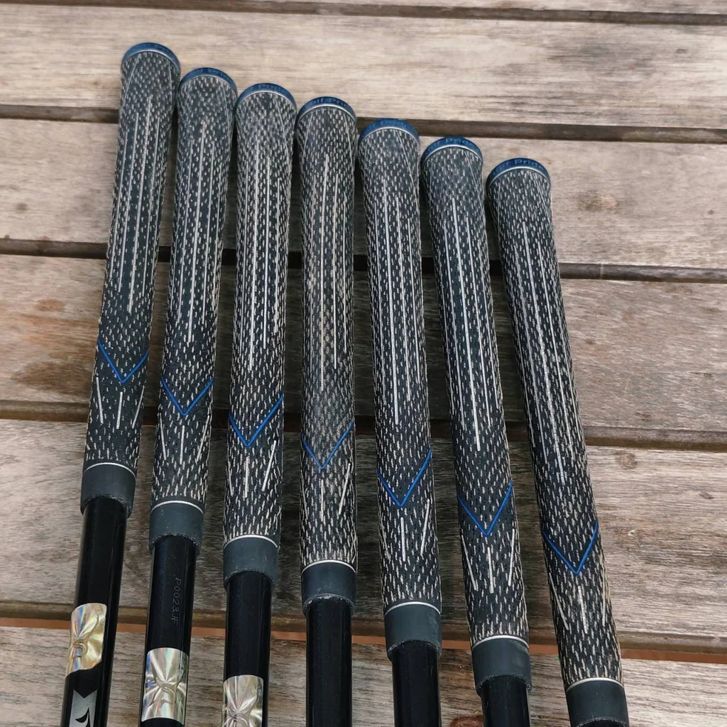 IRON SET TOURSTAGE ViQ PREMIUM FORGED ฟีลลิ่งเหล็กฟอร์จนุ่มนวลระดับพรีเมียม ชดเชยความผิดพลาดสูง IRON SET TOURSTAGE ViQ PREMIUM FORGED ฟีลลิ่งเหล็กฟอร์จนุ่มนวลระดับพรีเมียม ชดเชยความผิดพลาดสูง