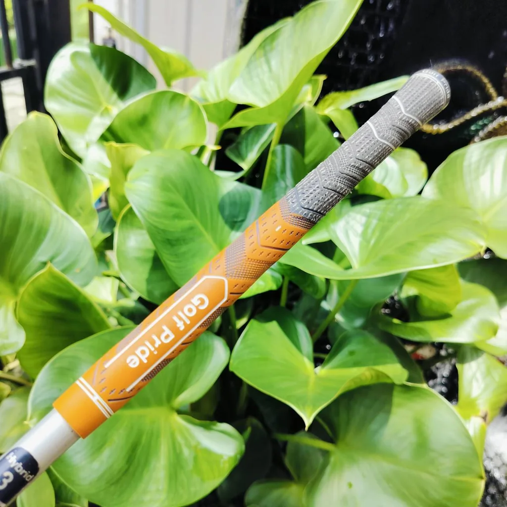 UT SRIXON AD HYBRID องศา 19 ก้าน SV-3009 FLEX R ไฮบริดญี่ปุ่น ฟีลลิ่งดีมากๆ ไม้กอล์ฟพรีเมี่ยมมือสอง ของแท้ By NakaraLuxurious UT SRIXON AD HYBRID องศา 19 ก้าน SV-3009 FLEX R ไฮบริดญี่ปุ่น ฟีลลิ่งดีมากๆ ไม้กอล์ฟพรีเมี่ยมมือสอง ของแท้ By NakaraLuxurious