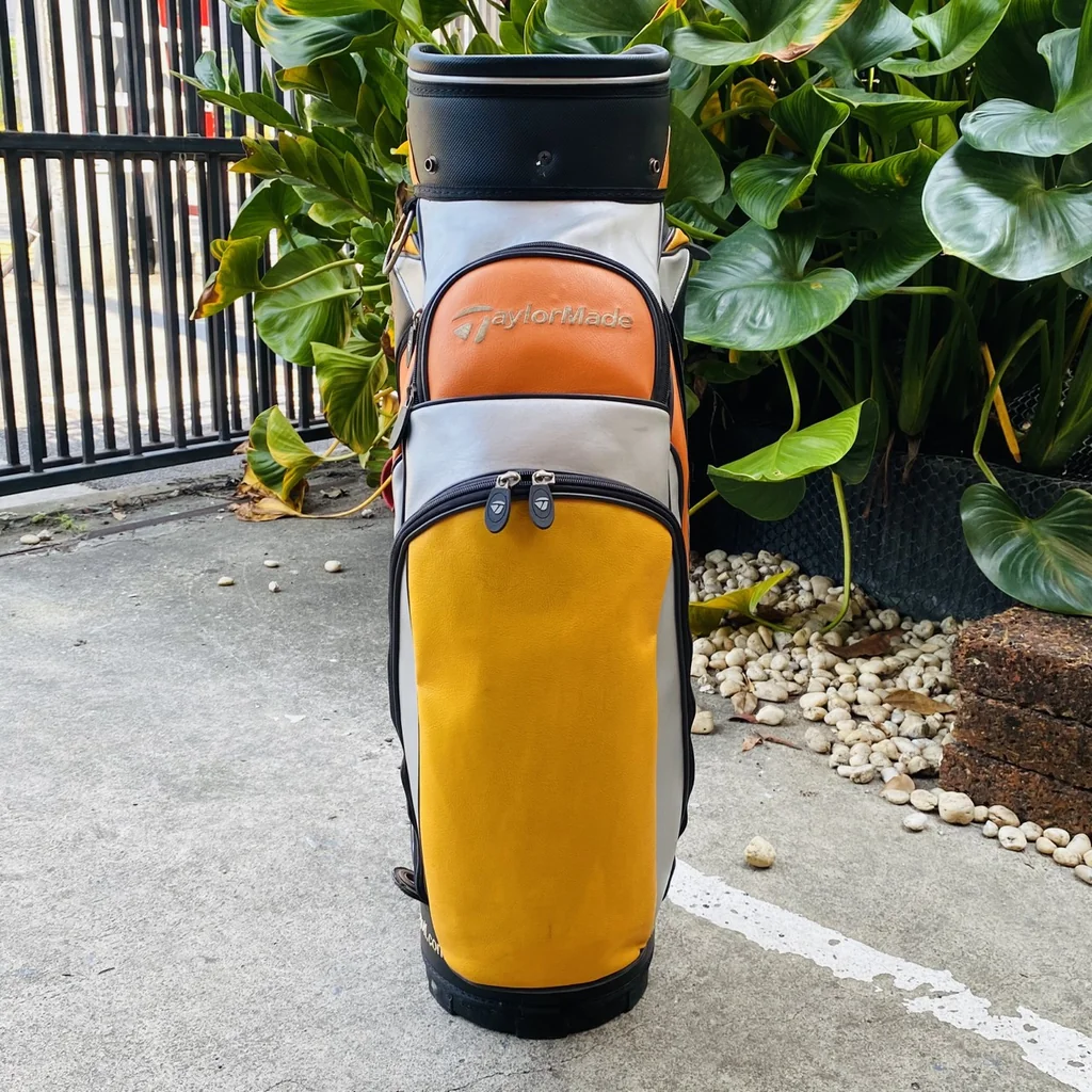 GOLF BAG TAYLORMADE R9 ⛳️🔥 ถุงกอล์ฟระดับตำนานจากตระกูล r9 ที่สะท้อนความสปอร์ตและความเป็นมืออาชีพ GOLF BAG TAYLORMADE R9 ⛳️🔥 ถุงกอล์ฟระดับตำนานจากตระกูล r9 ที่สะท้อนความสปอร์ตและความเป็นมืออาชีพ