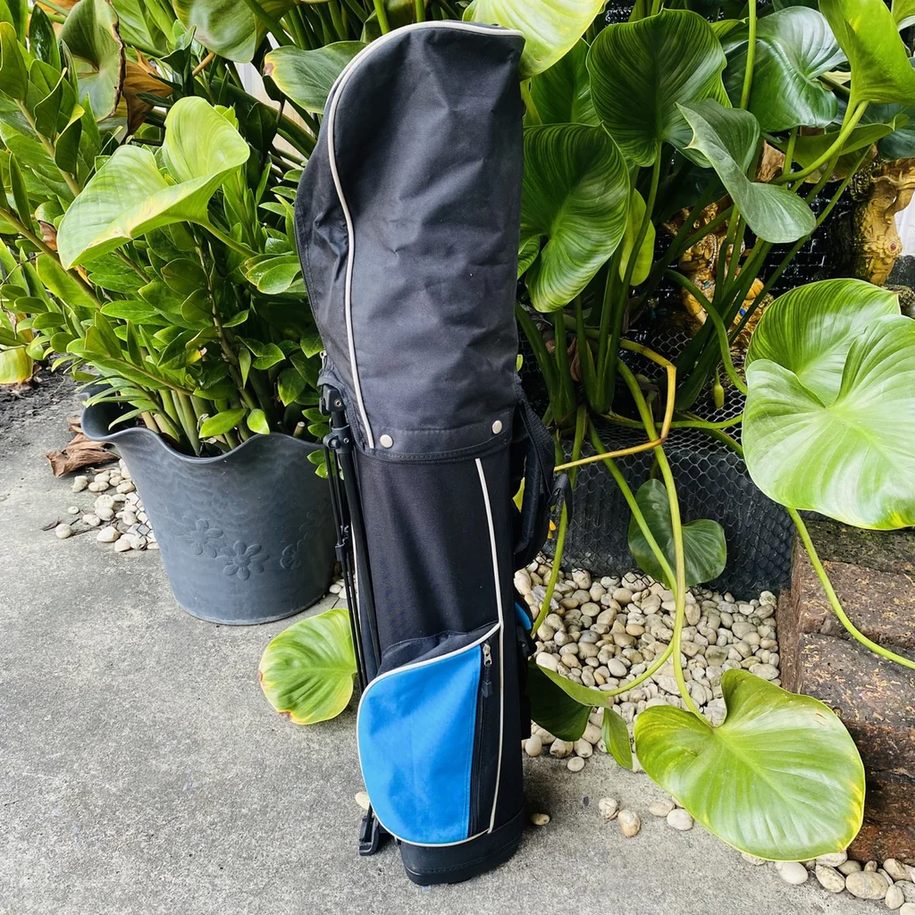 ชุดไม้กอล์ฟเด็ก PERRYGEAR ⛳ สำหรับน้องส่วนสูง 115–135 ซม. ในชุดครบ Driver+Hybrid เหล็ก7+9+S+Putte🎒 ชุดไม้กอล์ฟเด็ก PERRYGEAR ⛳ สำหรับน้องส่วนสูง 115–135 ซม. ในชุดครบ Driver+Hybrid เหล็ก7+9+S+Putte🎒