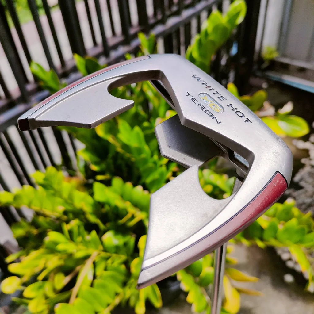 PUTTER ODYSSEY XG TERON เป็นรุ่นปีกค้างคาวสองข้าง คล้ายๆเบอร์ 7 แต่พัตต์สนุกกว่า นิ่งมาก บล๊านซ์สุด หน้าสัมผัสพิเศษ ไม้กอล์ฟพรีเมี่ยมมือสอง ของแท้ By NakaraLuxurious