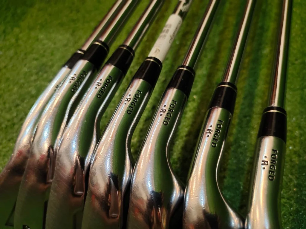 ชุดเหล็กพรีเมี่ยม Callaway LEGACY ชุดเหล็กพรีเมี่ยม Callaway LEGACY
