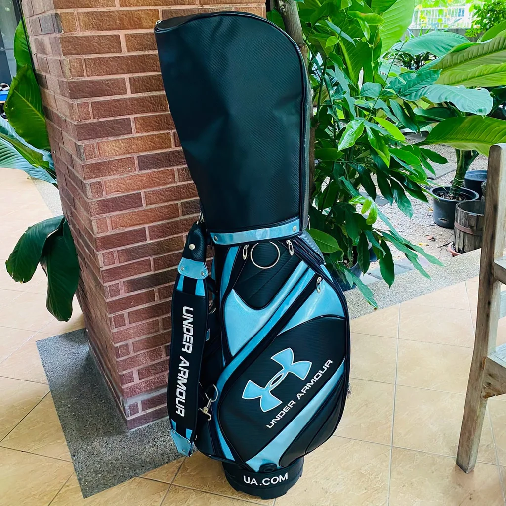 GOLF BAG UNDER ARMOUR CADDY BAG ยกระดับความพรีเมียมสไตล์สปอร์ตบนกรีน ด้วยกระเป๋ากอล์ฟดีไซน์โฉบเฉี่ยว