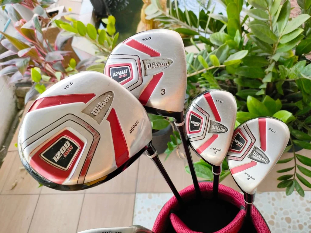ไม้กอล์ฟครบชุด!!! WILSON MOI ไม้กอล์ฟครบชุด!!! WILSON MOI
