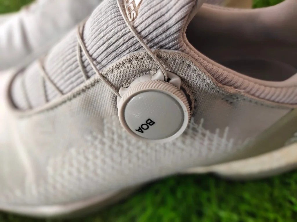 รองเท้า Adidas BOA มือสอง