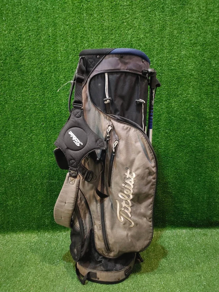 ถุงกอล์ฟ Titleist ขาตั้ง ถุงกอล์ฟ Titleist ขาตั้ง