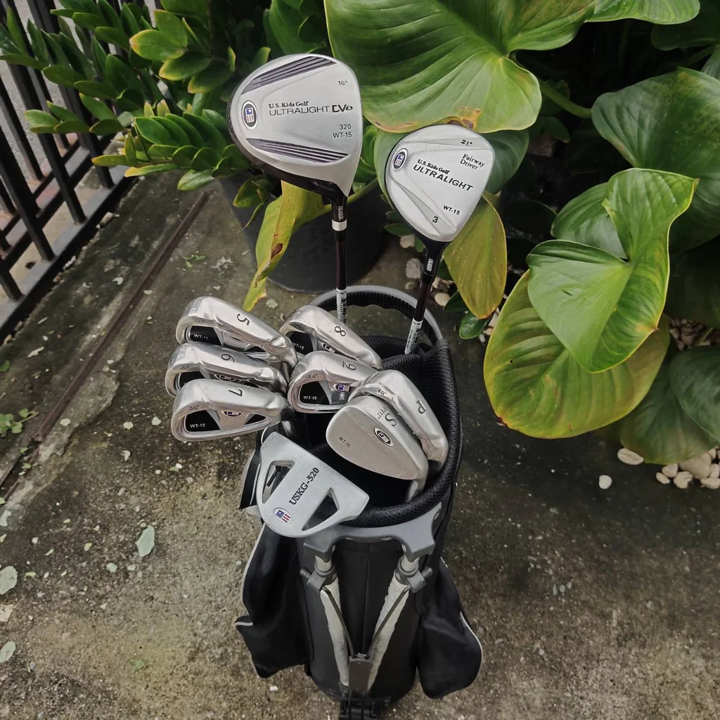 ไม้กอล์ฟเด็กครบชุด US Kids Golf Ultralight DV1 WT-15 รุ่น 54" ชุดใหญ่ 10 ชิ้น!!! ไม้กอล์ฟเด็กครบชุด US Kids Golf Ultralight DV1 WT-15 รุ่น 54" ชุดใหญ่ 10 ชิ้น!!!