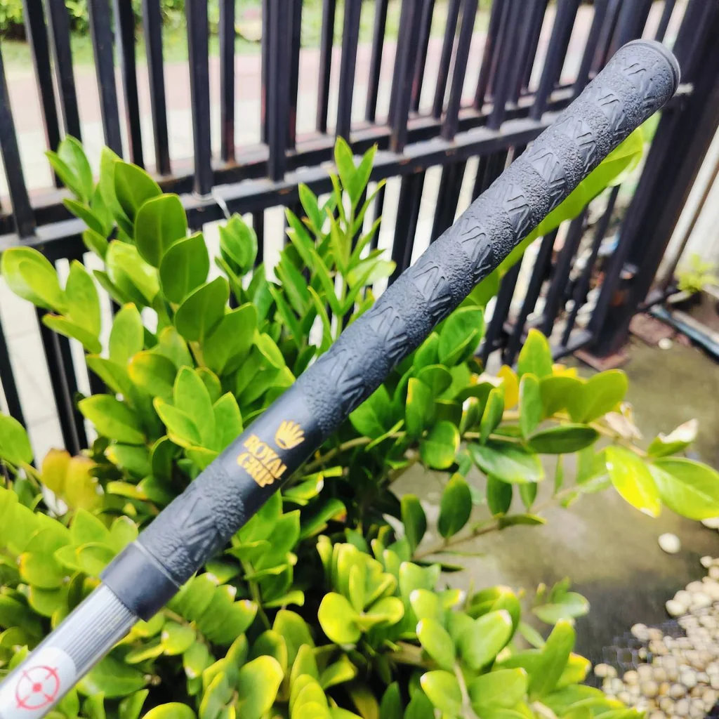 IRON WOOD BAZOOKA J MAX เป็นไฮบริด 4 องศา 24 ตีดีมากๆ เป็นเหล็กกึ่งหัวไม้ หรือไม้กระเทย ทำให้ตีง่ายกว่าเหล็กทั่วไปมากๆ ไม้กอล์ฟพรีเมี่ยมมือสอง ของแท้ By NakaraLuxurious IRON WOOD BAZOOKA J MAX เป็นไฮบริด 4 องศา 24 ตีดีมากๆ เป็นเหล็กกึ่งหัวไม้ หรือไม้กระเทย ทำให้ตีง่ายกว่าเหล็กทั่วไปมากๆ ไม้กอล์ฟพรีเมี่ยมมือสอง ของแท้ By NakaraLuxurious