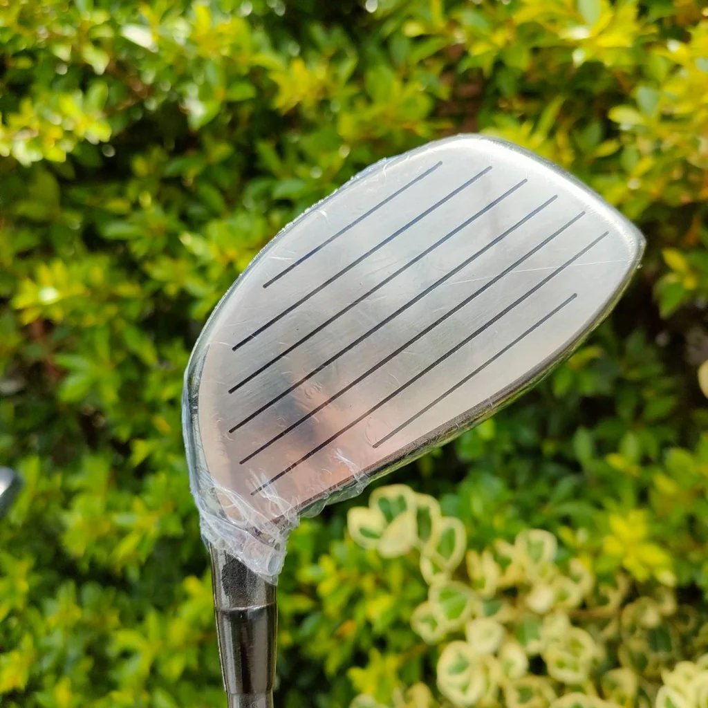 FULLSET WILSON 1200TG ของใหม่!!! คุณภาพสูง เน้นตีง่ายๆ ก้านเบาสบาย ตีได้ระยะดี ชุดเหล็กคมตีมันส์ ถุงกอล์ฟ ช่องใส่เยอะ เบาแข็งแรง!! มือหนึ่ง ของแท้ BY NakaraLuxurious