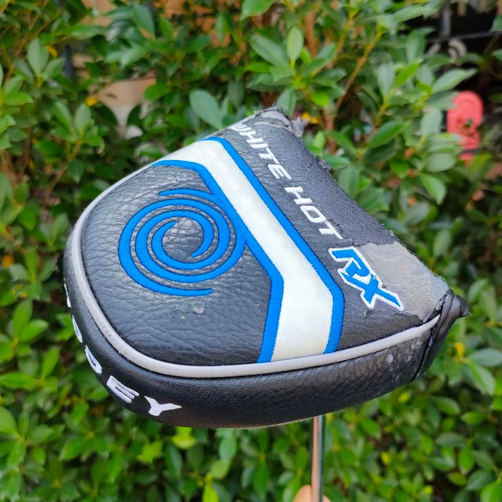 PUTTER ODYSSEY WHITE HOT RX V-LINE FANG CS ก้าน ODYSSEY PUTTER IN GOLF ความยาว 34 นิ้ว PUTTER ODYSSEY WHITE HOT RX V-LINE FANG CS ก้าน ODYSSEY PUTTER IN GOLF ความยาว 34 นิ้ว