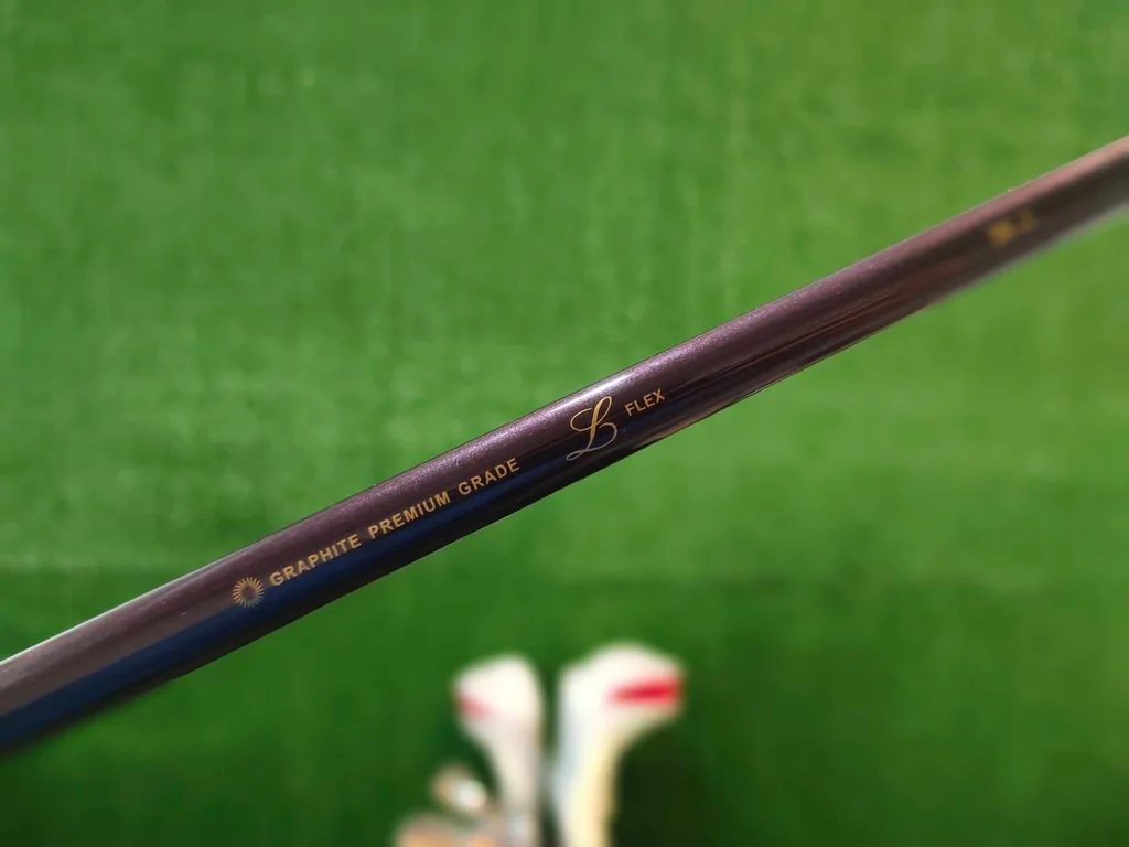ไม้กอล์ฟระดับพรีเมี่ยมครบชุด สำหรับสุภาพสตรี DAIWA ADVISOR LADY ไม้กอล์ฟระดับพรีเมี่ยมครบชุด สำหรับสุภาพสตรี DAIWA ADVISOR LADY