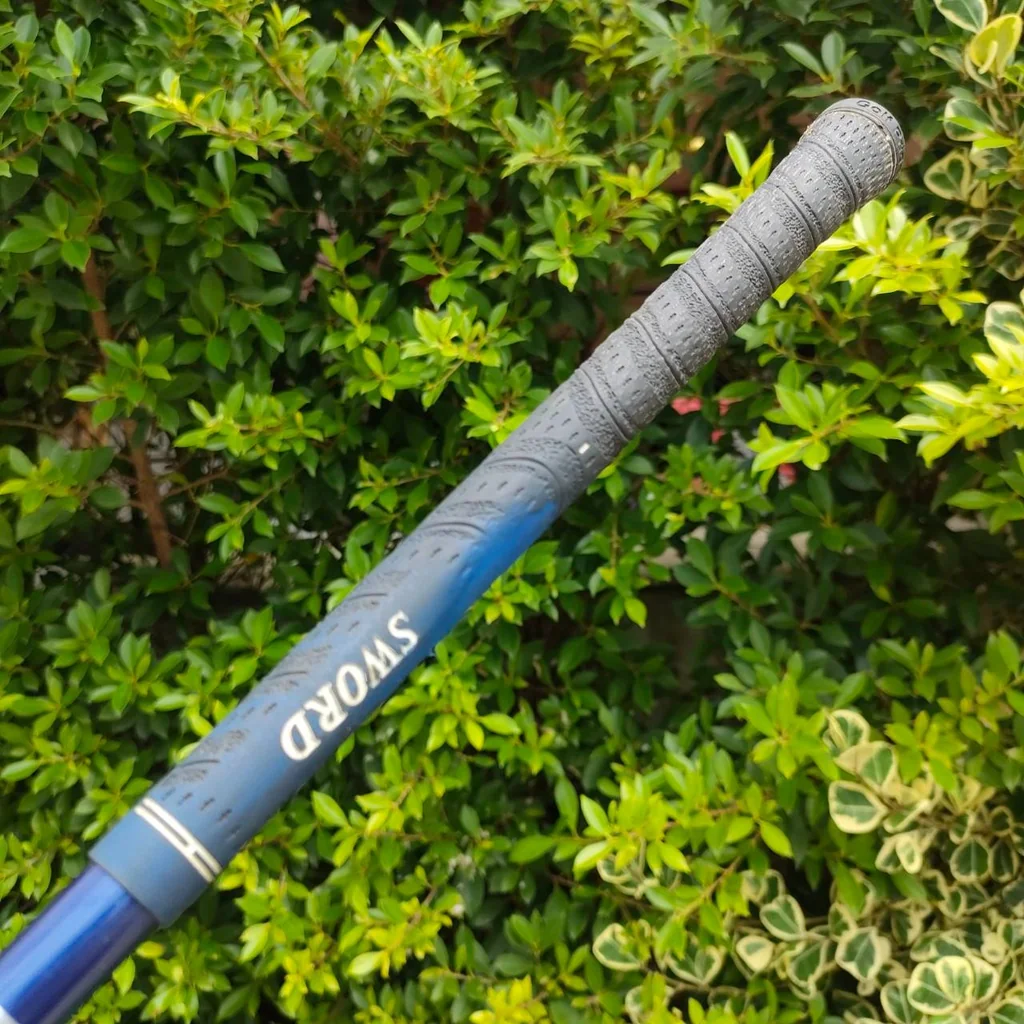 DRIVER SWORD iZU 880 องศา11 ก้าน SWORD iZ50 FLEX R Driver พรีเมี่ยม หน้าเด้ง จากแบรนด์ KATANA ต้นตำหรับตีไกล และยังตีง่าย เร่งสปีดได้ง่ายเพราะ ก้านทำมาเบา ไม้กอล์ฟมือสอง ของแท้ BY NakaraLuxurious DRIVER SWORD iZU 880 องศา11 ก้าน SWORD iZ50 FLEX R Driver พรีเมี่ยม หน้าเด้ง จากแบรนด์ KATANA ต้นตำหรับตีไกล และยังตีง่าย เร่งสปีดได้ง่ายเพราะ ก้านทำมาเบา ไม้กอล์ฟมือสอง ของแท้ BY NakaraLuxurious