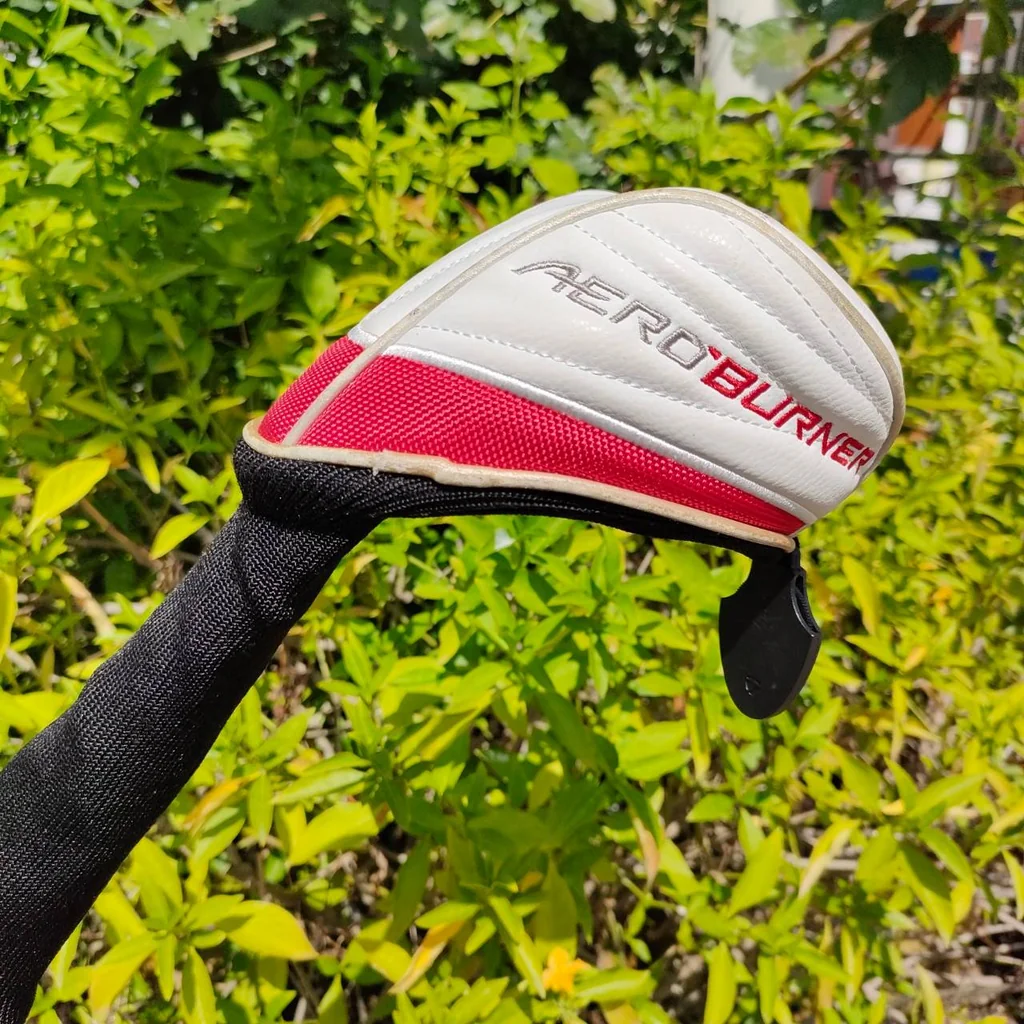 Fairway drive TAYLORMADE AERO BURNER องศา 12 ก้าน AEROBURNER TM1-215 FLEX S สำหรับคนชอบเล่นของครับ ใช้ทีออฟก็ได้ และตีบนแฟร์เวย์ก็ได้ Fairway drive TAYLORMADE AERO BURNER องศา 12 ก้าน AEROBURNER TM1-215 FLEX S สำหรับคนชอบเล่นของครับ ใช้ทีออฟก็ได้ และตีบนแฟร์เวย์ก็ได้