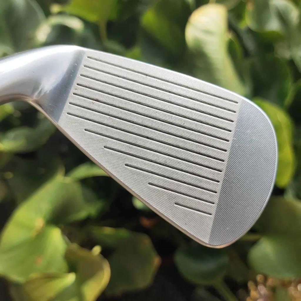 เหล็ก 5 SRIXON ZR-700 FORGED วัสดุพรีเมี่ยมญี่ปุ่น ฟีลลิ่งนุ่มมาก หน้าตะไบโหดๆ สปินจัดตกหยุด เหล็ก 5 SRIXON ZR-700 FORGED วัสดุพรีเมี่ยมญี่ปุ่น ฟีลลิ่งนุ่มมาก หน้าตะไบโหดๆ สปินจัดตกหยุด