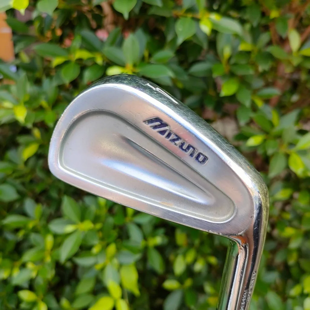 เหล็ก 4 MIZUNO GRAIN FLOW FORGED ก้าน N.S.PRO 950 GH FLEX R ใบสวยมากๆ มี CAVITY ตีไม่ยากครับ เหล็ก 4 MIZUNO GRAIN FLOW FORGED ก้าน N.S.PRO 950 GH FLEX R ใบสวยมากๆ มี CAVITY ตีไม่ยากครับ