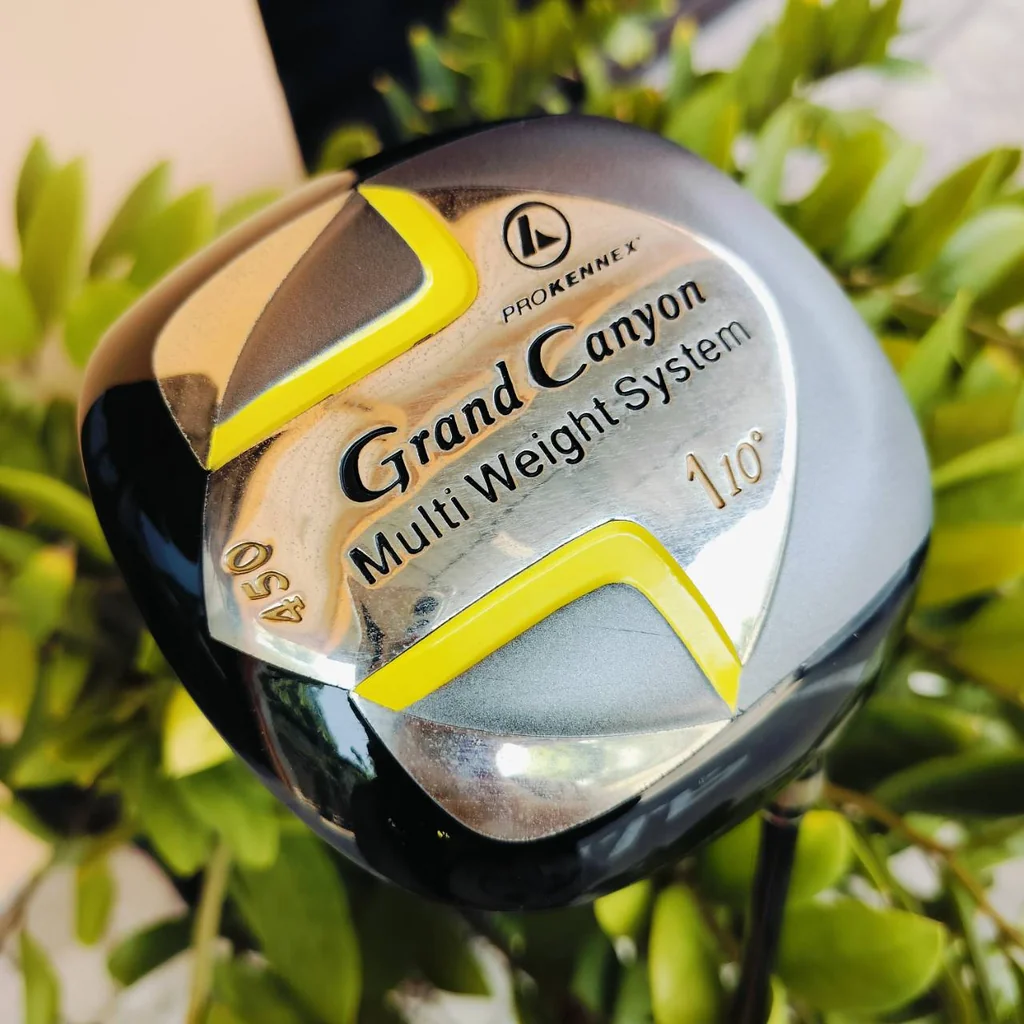 ไม้กอล์ฟครบชุด PRO KENNEX GRAND CANYON สภาพสวยงาม ให้ไม้มาได้ครบเครื่องมากๆ ดีทุกไม้ ถุงกอล์ฟ PROKENNEX เดิมตรงรุ่น และมี COVER ให้ครบทั้งชุดค่ะ ไม้กอล์ฟพรีเมี่ยมมือสอง ของแท้ By NakaraLuxurious