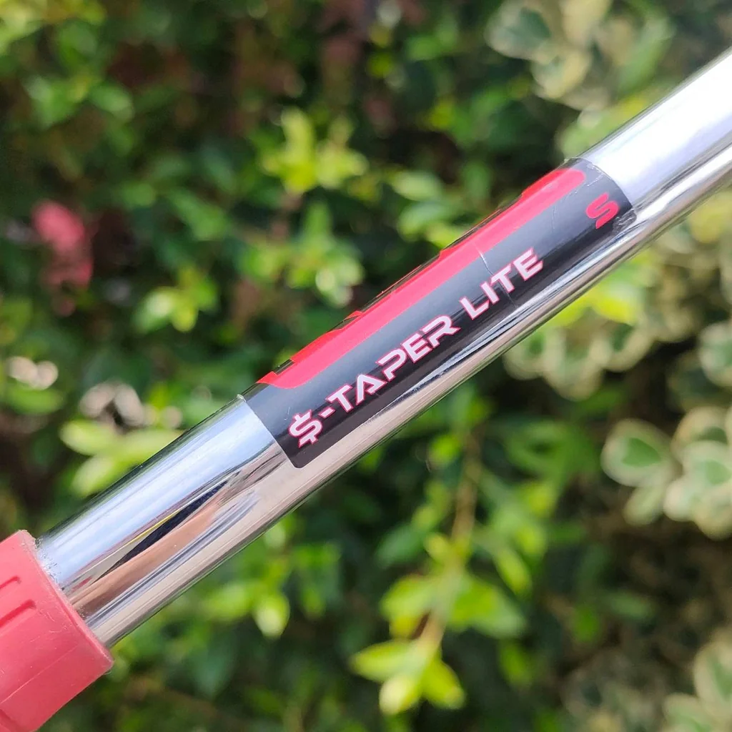ชุดเหล็ก 2022 Cobra King Forged TEC One Length มีเหล็ก 5-9 เเละ PW เป็นรุ่นใหม่ สภาพใหม่สวยจัด ก้าน KBS S-TAPER LITE FLEX S สุดยอดก้านครับ สุดยอดเหล็กคุณภาพ ที่ตีวงสวิงเดียวกันทั้งชุด ควบคุมได้ดี ฟีลลิ่งดี ได้ผลมากจริงๆครับ ชุดเหล็ก 2022 Cobra King Forged TEC One Length มีเหล็ก 5-9 เเละ PW เป็นรุ่นใหม่ สภาพใหม่สวยจัด ก้าน KBS S-TAPER LITE FLEX S สุดยอดก้านครับ สุดยอดเหล็กคุณภาพ ที่ตีวงสวิงเดียวกันทั้งชุด ควบคุมได้ดี ฟีลลิ่งดี ได้ผลมากจริงๆครับ