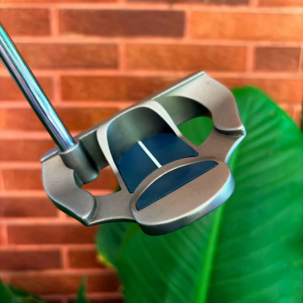 PUTTER: PING G2i Craz- ศูนย์สูญเสียบาลานซ์ในทุกสโตรก เล็งง่ายและชดเชยความผิดพลาดสูงสุดด้วยดีไซน์เรขาคณิตระดับท็อปทัวร์ PUTTER: PING G2i Craz- ศูนย์สูญเสียบาลานซ์ในทุกสโตรก เล็งง่ายและชดเชยความผิดพลาดสูงสุดด้วยดีไซน์เรขาคณิตระดับท็อปทัวร์