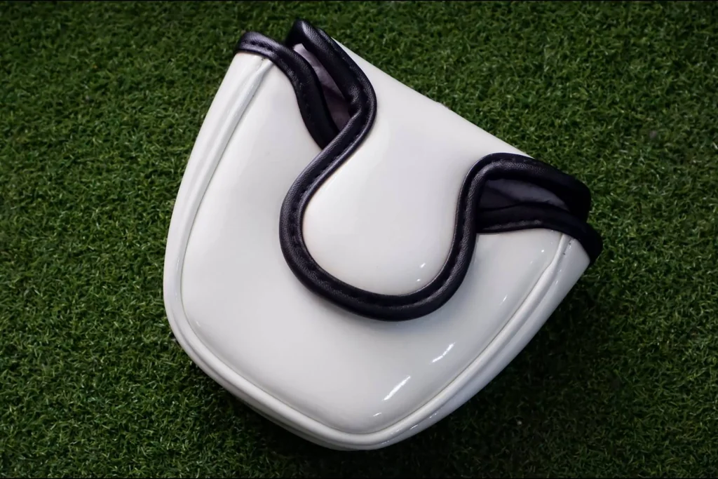 COVER PUTTER ลายกระโหลกไขว้ COVER PUTTER ลายกระโหลกไขว้