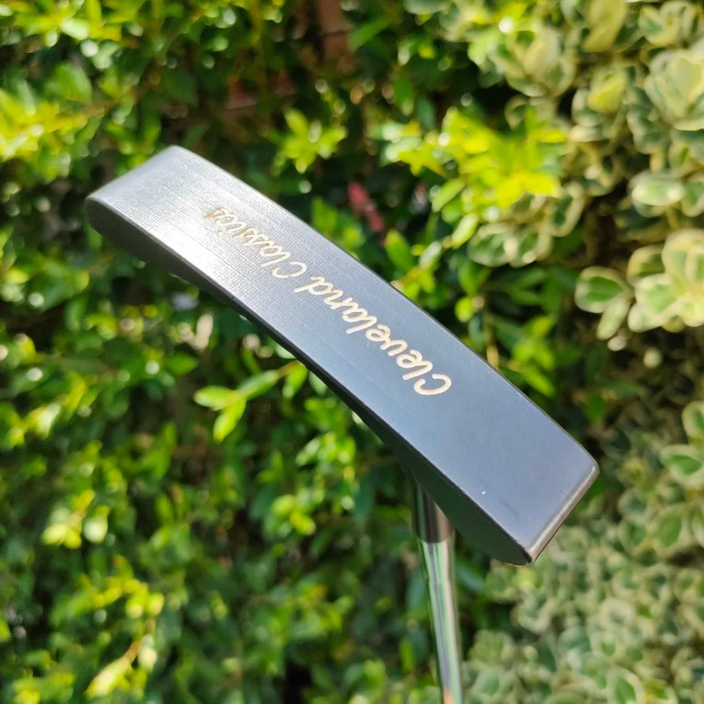PUTTER CLEVELAND CLASSIC ความยาว 34 นิ้ว KG 8 MILLED วัสดุแบบสุดๆของสุดๆเลยครับ สุดพิเศษและเกาะไลน์มากๆครับ PUTTER CLEVELAND CLASSIC ความยาว 34 นิ้ว KG 8 MILLED วัสดุแบบสุดๆของสุดๆเลยครับ สุดพิเศษและเกาะไลน์มากๆครับ