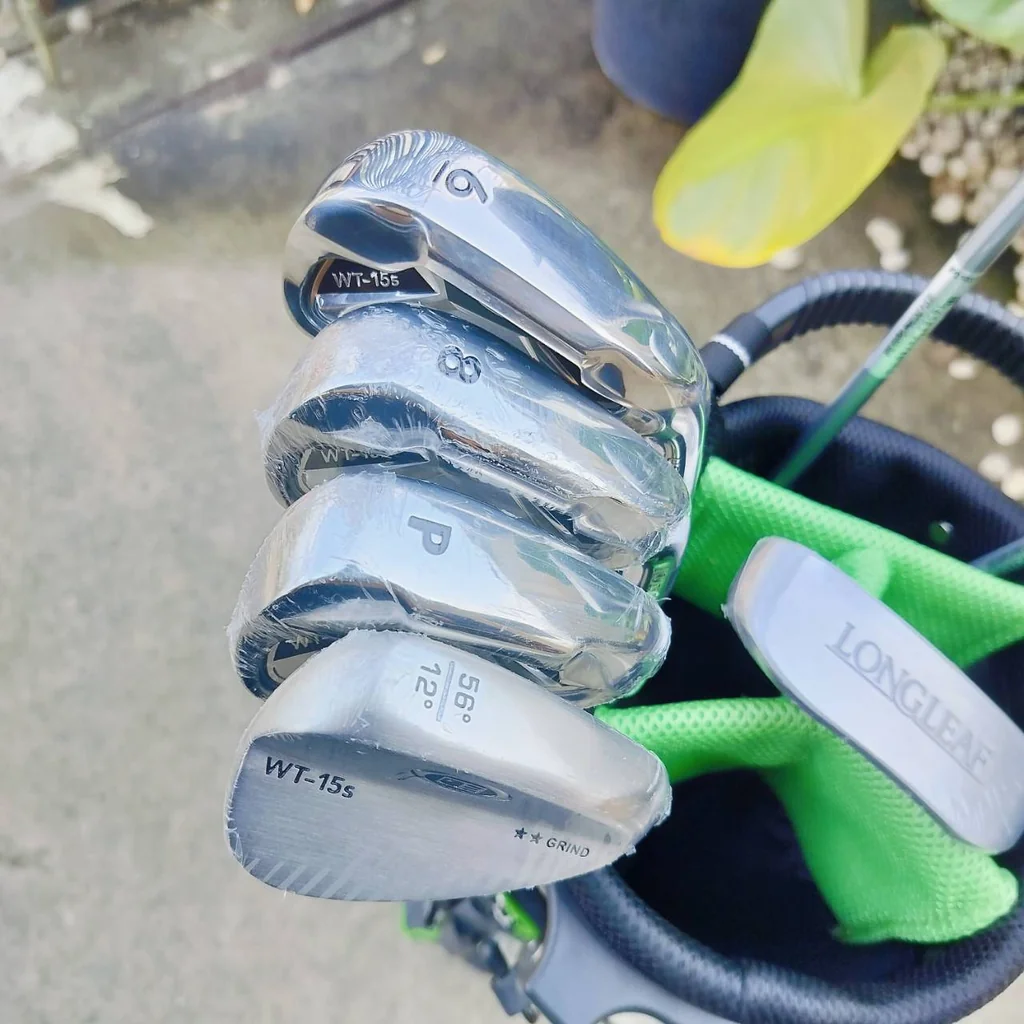 ชุดไม้กอล์ฟสำหรับเด็ก ของใหม่!!! U.S. KIDS GOLF 57″ WT-15s model (15% lighter club heads) เบาลง 15% ความสูง : 57-60 นิ้ว หรือ 144-152 เซนติเมตร ชุดไม้กอล์ฟสำหรับเด็ก ของใหม่!!! U.S. KIDS GOLF 57″ WT-15s model (15% lighter club heads) เบาลง 15% ความสูง : 57-60 นิ้ว หรือ 144-152 เซนติเมตร
