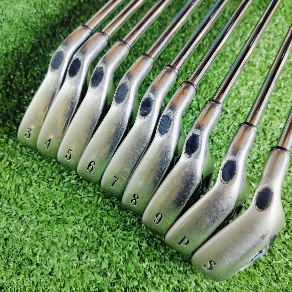 *มีตำหนิเพลทด้านหลังแตก* ชุดเหล็กหน้าเด้ง Callaway FUSION ตัวท๊อป มีแผ่นหน้าเด้งอีกชั้นที่หน้าไม้ ก้าน NS PRO 950 UNI FLEX ก้านเหล็กเบา ตีสบาย และแม่นยำ *** แค่ก้านก็คุ้มเกินคุ้มแล้ว *** ไม้กอล์ฟพรีเมี่ยมมือสอง ของแท้ By NakaraLuxurious *มีตำหนิเพลทด้านหลังแตก* ชุดเหล็กหน้าเด้ง Callaway FUSION ตัวท๊อป มีแผ่นหน้าเด้งอีกชั้นที่หน้าไม้ ก้าน NS PRO 950 UNI FLEX ก้านเหล็กเบา ตีสบาย และแม่นยำ *** แค่ก้านก็คุ้มเกินคุ้มแล้ว *** ไม้กอล์ฟพรีเมี่ยมมือสอง ของแท้ By NakaraLuxurious