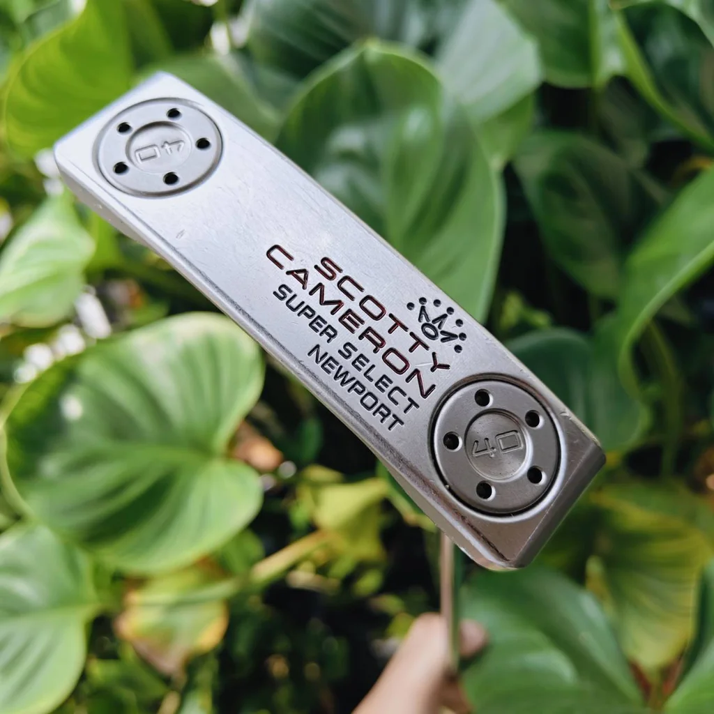 Scotty Cameron Super Select Newport Putter (33") พัตเตอร์ระดับทัวร์ที่โปรทั่วโลกเลือกใช้ 🇺🇸 Scotty Cameron Super Select Newport Putter (33") พัตเตอร์ระดับทัวร์ที่โปรทั่วโลกเลือกใช้ 🇺🇸