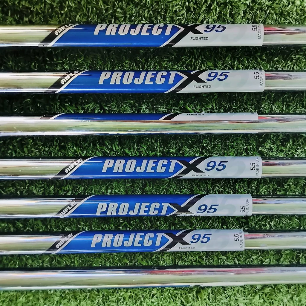 ชุดเหล็ก A Grind R1 ก้าน PROJECT X 95 FLIGHTED 5.5 เหล็ก FORGED พรีเมี่ยม จาก KOBE JAPAN หายากมาก ตีนุ่มจัด และมี CAVITY ตีง่าย ให้สปินได้ดี สภาพสวยนางฟ้าเลยค่ะ ไม้กอล์ฟพรีเมี่ยมญี่ปุ่นมือสอง ของแท้ By NakaraLuxurious