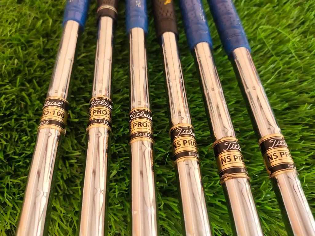 ชุดเหล็ก Titleist 775CB สุดยอดชุดเหล็ก FORGED CAVITY จากแบรนด์ Titleist หายากครับ ชุดเหล็ก Titleist 775CB สุดยอดชุดเหล็ก FORGED CAVITY จากแบรนด์ Titleist หายากครับ