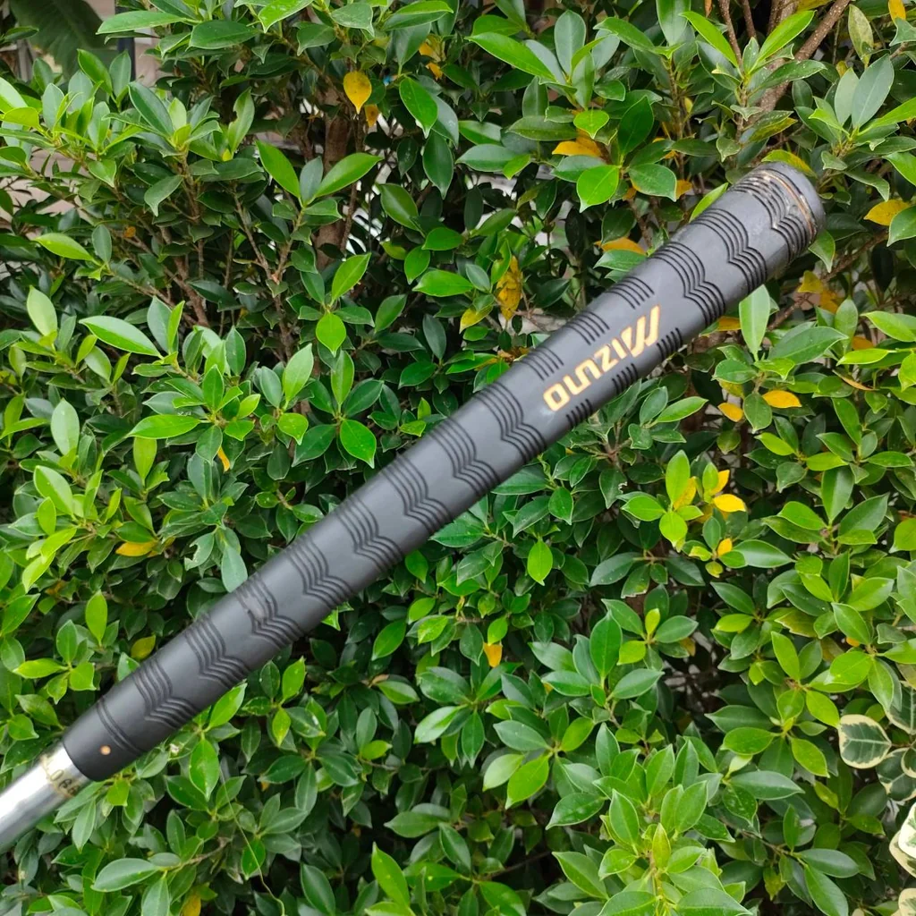 PUTTER MIZUNO 0181 ความยาว 33 นิ้ว ทรงยื่นโค้งมน ทำให้พัตต์ดีขึ้น เล็งง่ายขึ้น PUTTER MIZUNO 0181 ความยาว 33 นิ้ว ทรงยื่นโค้งมน ทำให้พัตต์ดีขึ้น เล็งง่ายขึ้น