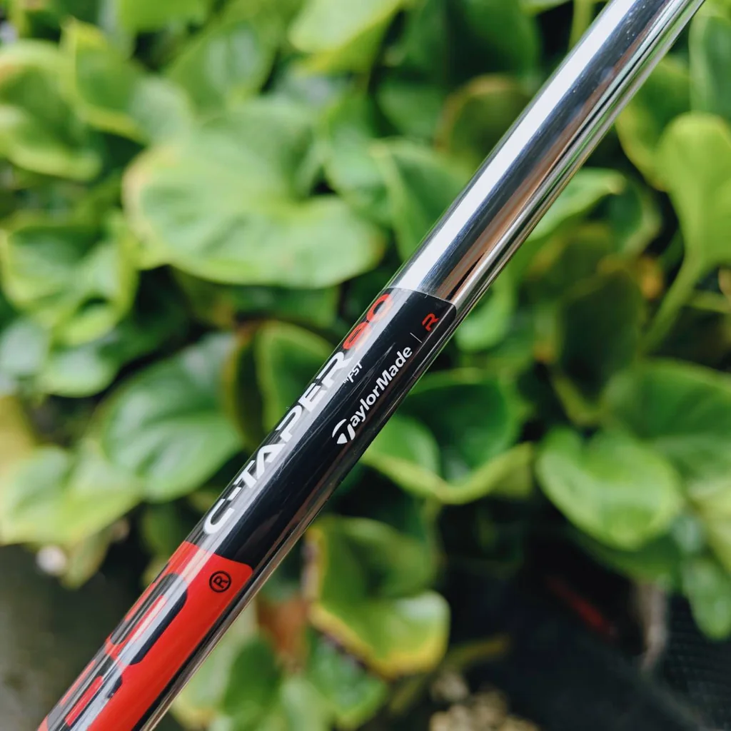 เหล็ก 8 Taylormade SPEEDBLADE ออกแบบเพื่อ ความเร็วบอลสูง และ การเล่นง่าย สำหรับทุกระดับ เหล็ก 8 Taylormade SPEEDBLADE ออกแบบเพื่อ ความเร็วบอลสูง และ การเล่นง่าย สำหรับทุกระดับ