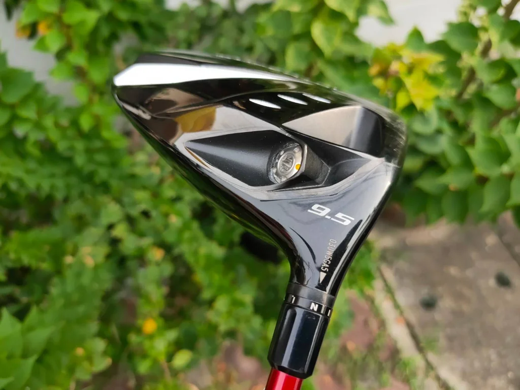 Driver R9 SUPERTRI ใส่ความดีทุกด้านในไม้นี้ Driver R9 SUPERTRI ใส่ความดีทุกด้านในไม้นี้